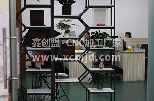 大家為何選擇五軸CNC加工中心，有哪些優(yōu)勢(shì)？